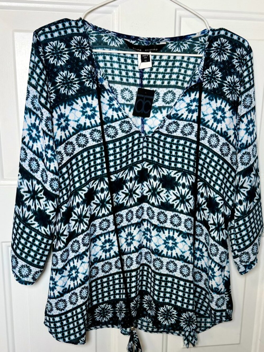 Atina Cristina Printed V-NeckTunic NWT Size XS